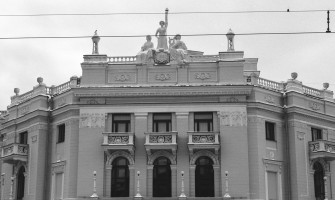 Фотоплёнка ручной намотки.