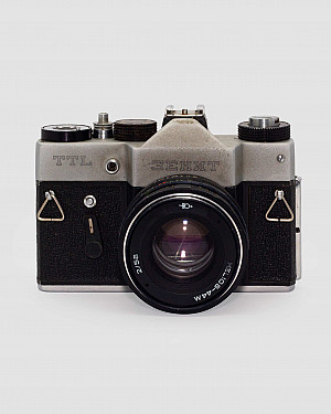 Зенит TTL №81110124962 с об. Гелиос-44м 2/58 №8186005