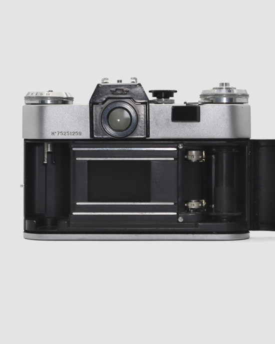 Зенит Е №75251259 с об. Индустар-50-2 3,5/50 №7618816