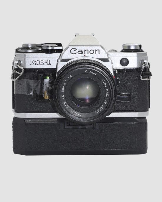 Canon AE-1 №4572970 с об. Canon Lens FD 1,8/50 №424456