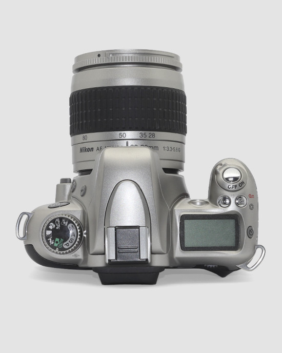 Nikon F55 №2597014 с об. Nikkor 3,3-5,6/28-80 №3463973